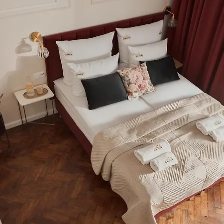 Old Town Charm & Chic By Downtown Apartments Krakow Exterior photo