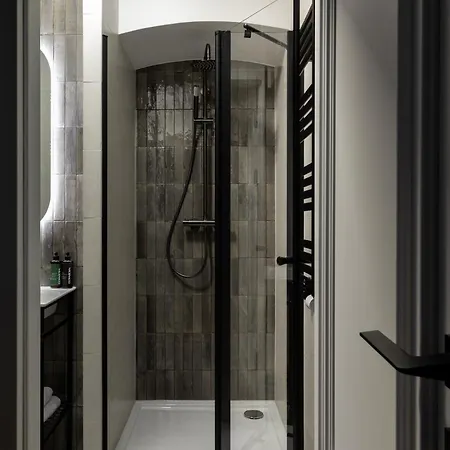 Old Town Charm & Chic By Downtown Apartments Krakow Room photo
