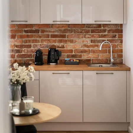 Old Town Charm & Chic By Downtown Apartments Krakow Room photo