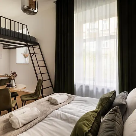 Old Town Charm & Chic By Downtown Apartments Krakow Room photo