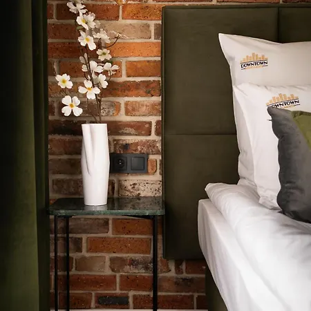 Old Town Charm & Chic By Downtown Apartments Krakow Room photo