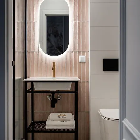 Old Town Charm & Chic By Downtown Apartments Krakow Room photo