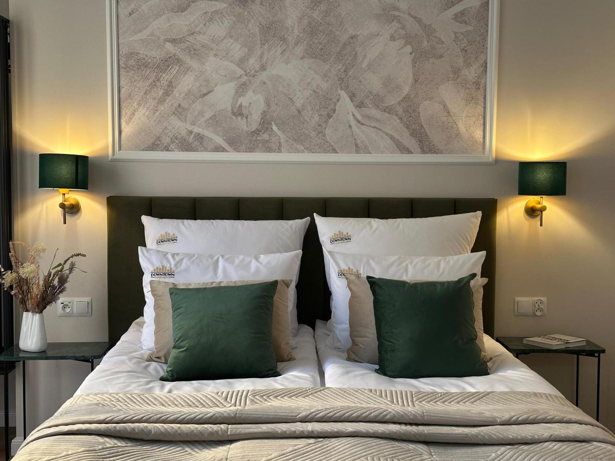 Apartment Old Town Charm & Chic By Downtown *
