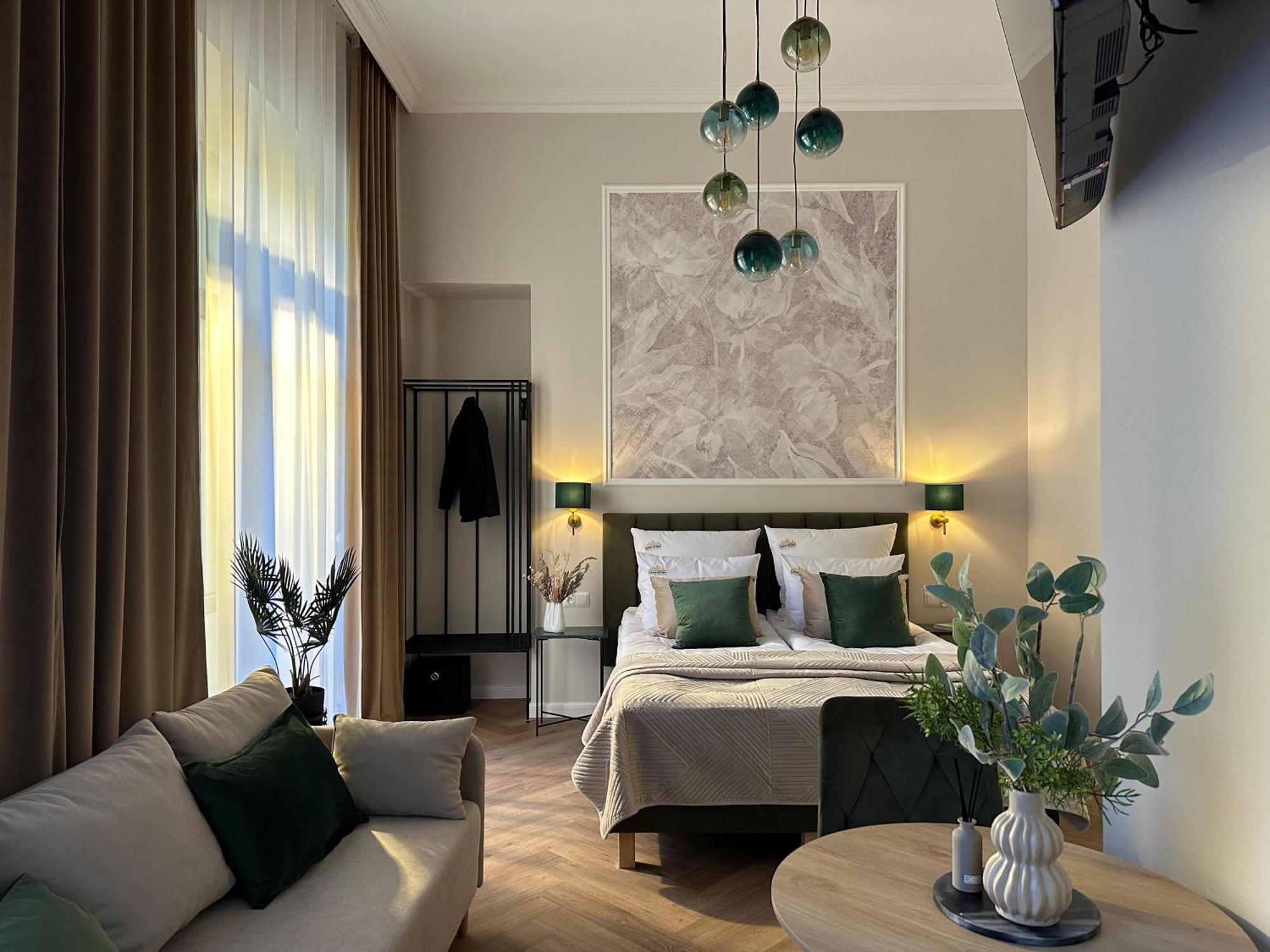 Old Town Charm & Chic By Downtown Krakow