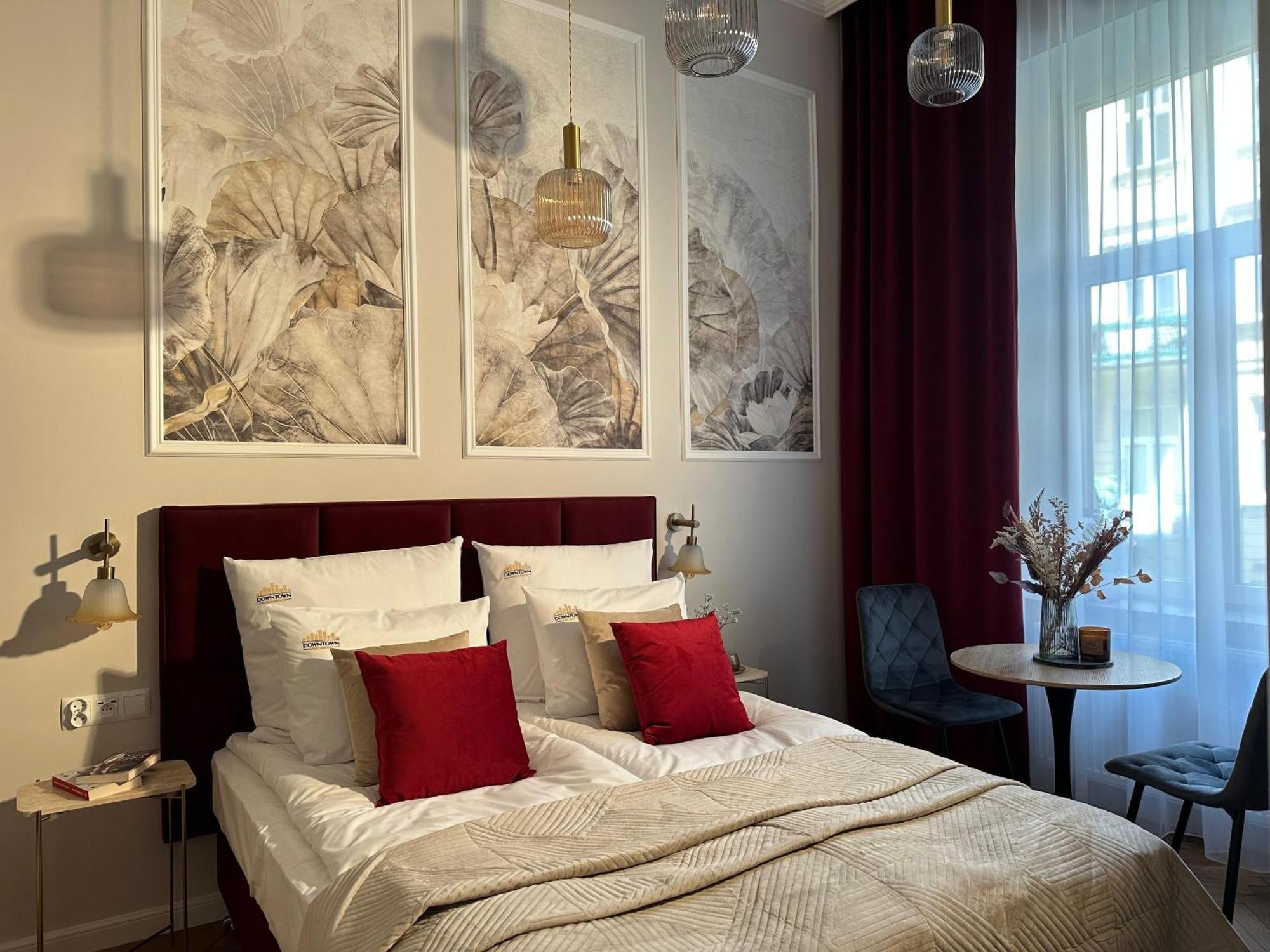 Old Town Charm & Chic By Downtown