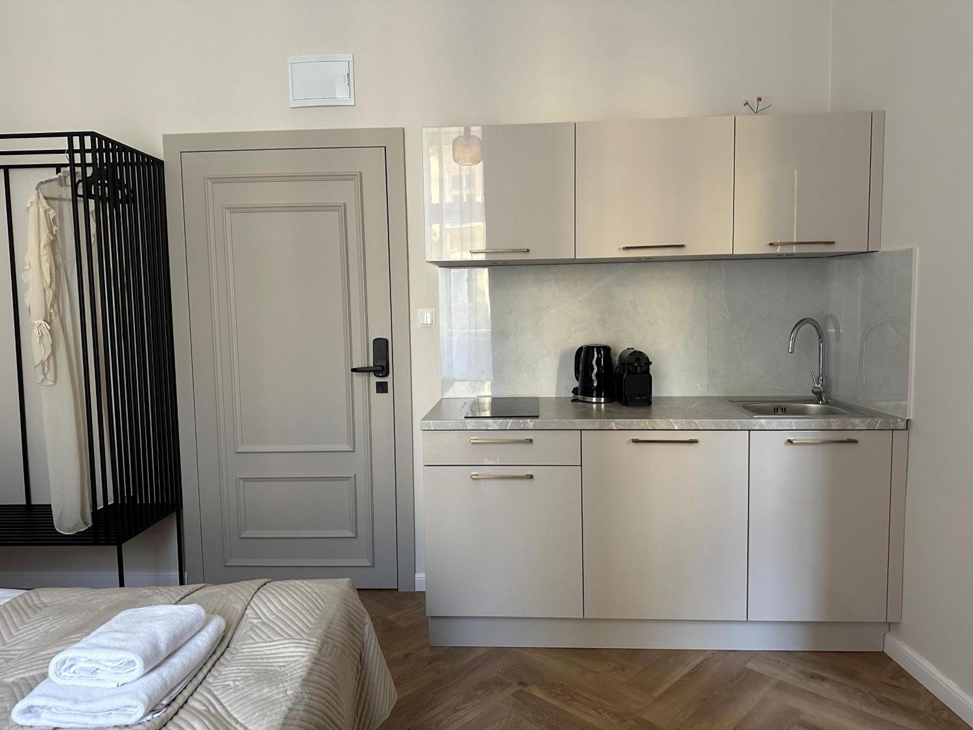 Old Town Charm & Chic By Downtown Krakow